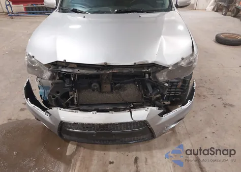 2013 Mitsubishi Outlander Se z USA, uszkodzony, nr VIN JA4JT3AW2DU004401